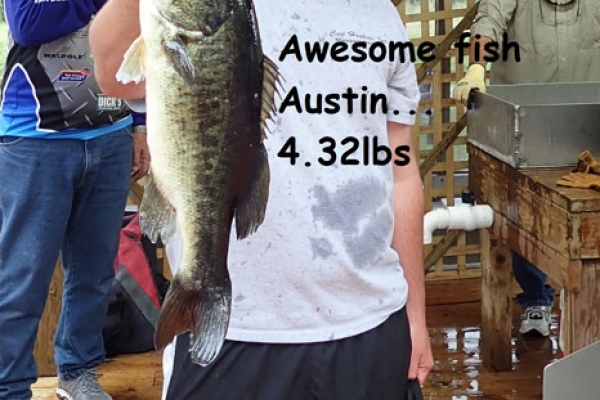 austin-4-32lbs3B8E0860-4E15-F71F-8548-BF7EED81A2CA.jpg